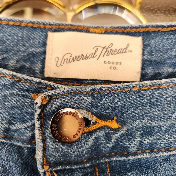 Universal Thread Jeans - Picture 2 of 6